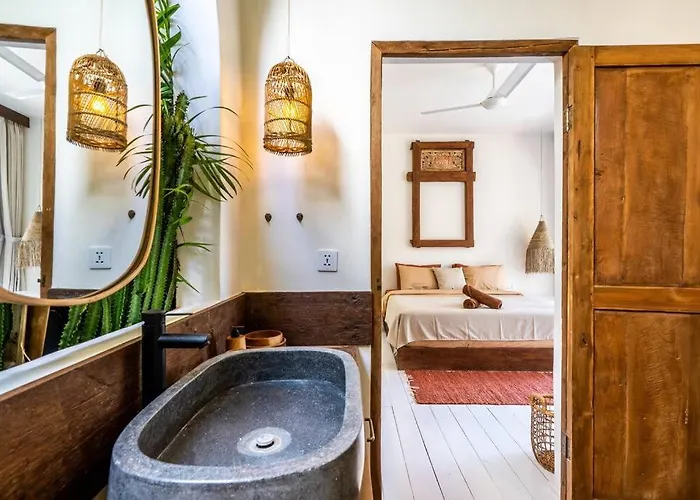 Lilibelle, Balinese 4br With Mezzanine