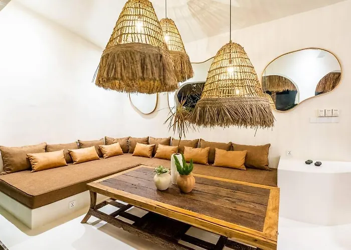 Lilibelle, Balinese 4br With Mezzanine Villa *