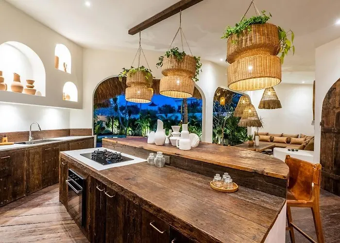 Villa Lilibelle, Balinese 4br With Mezzanine *