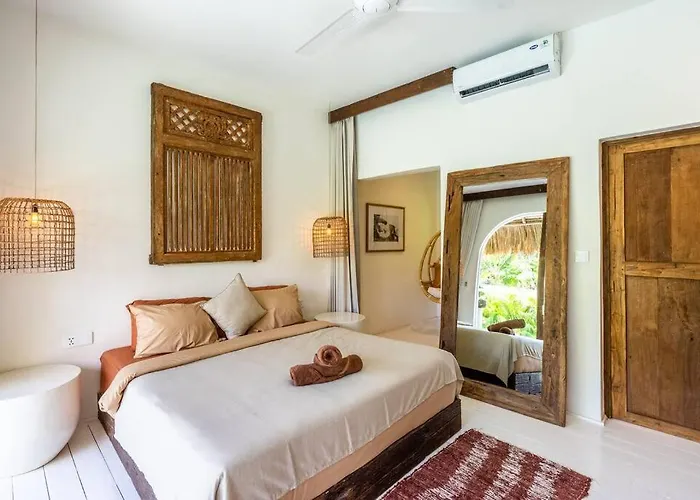 Lilibelle, Balinese 4br With Mezzanine Villa Canggu (Bali)