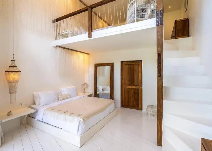 Villa Lilibelle, Balinese 4br With Mezzanine