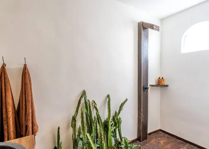 Lilibelle, Balinese 4br With Mezzanine Canggu (Bali)